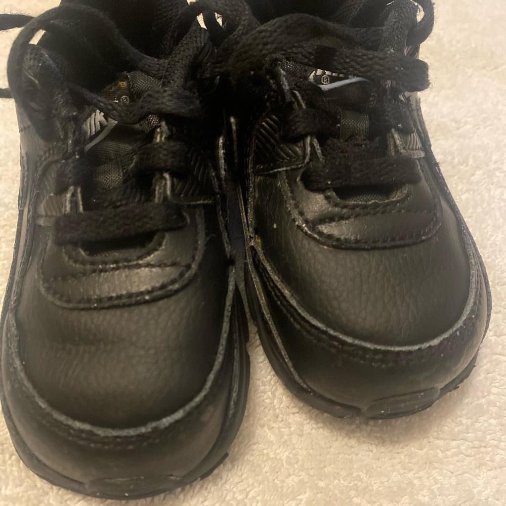 Black air max toddler
